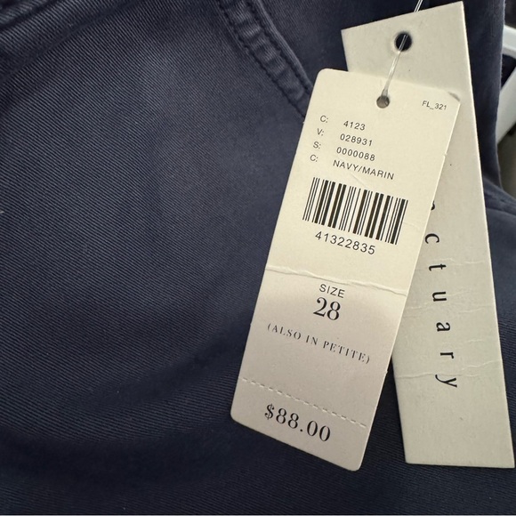 NWT Anthropologie Navy Relaxed Fit Chino Size 28 (US 6) - Picture 5 of 5